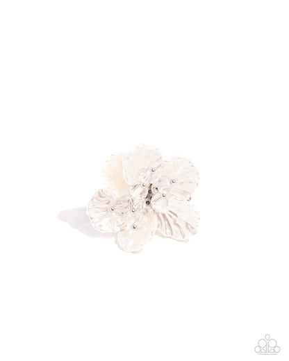 Paparazzi Petal Pact - White -